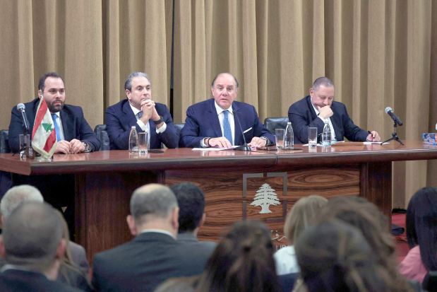 Lebanon central bank seeks to reclaim embezzled funds